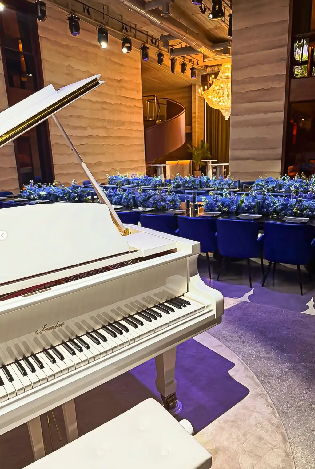 Private corporate event venue Dubai - Someones House - 3
